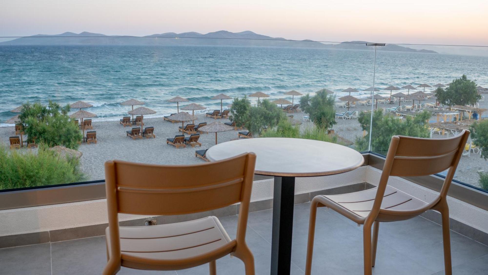 Hotel Seaside Marmari Esterno foto